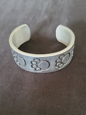 Metal Paw Print Cuff Bracelet